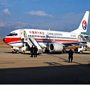 福州长乐机场托运航空快运业稳步发展的原因是什么？